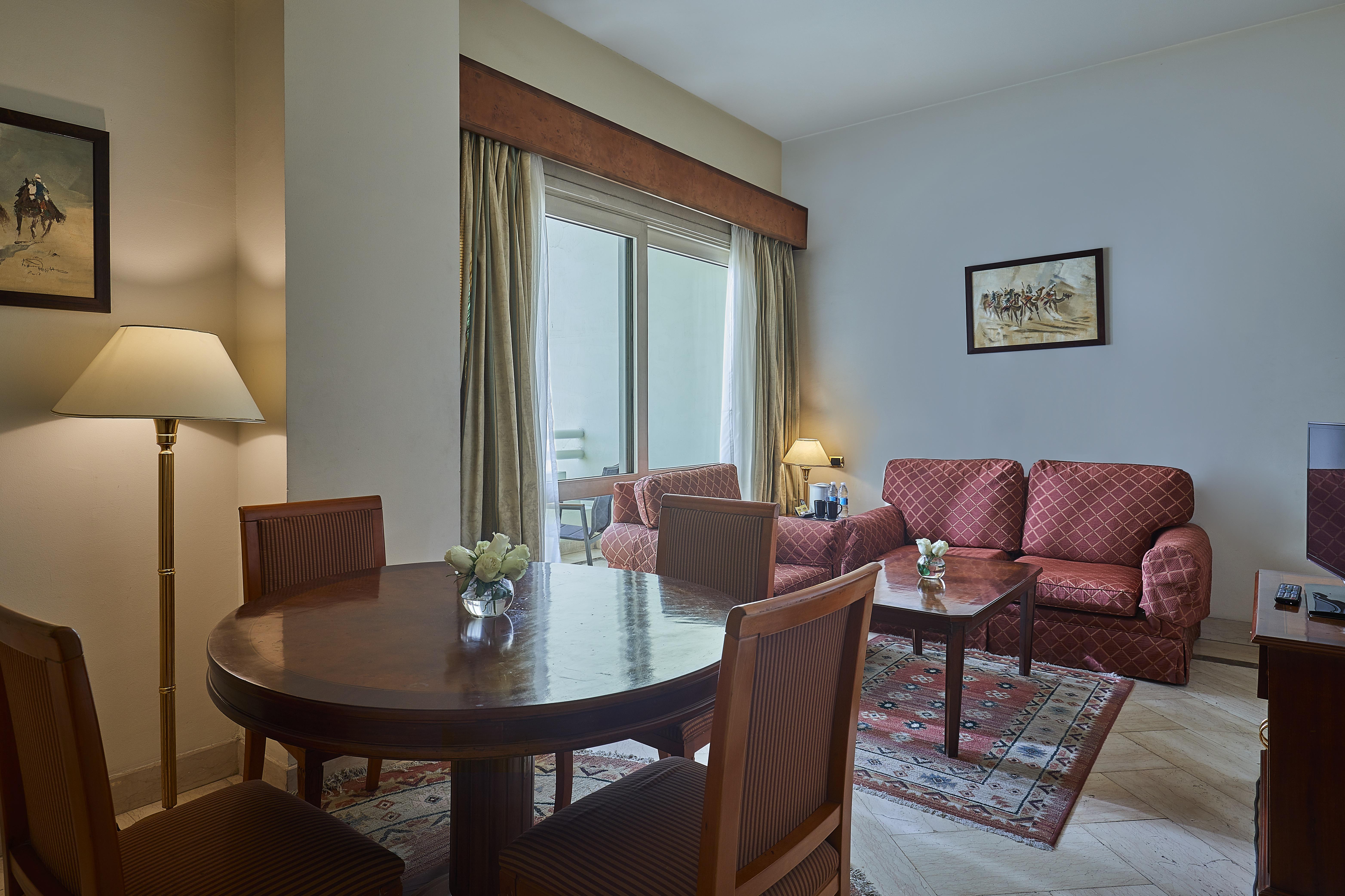 Triumph Plaza Hotel Cairo Exterior photo