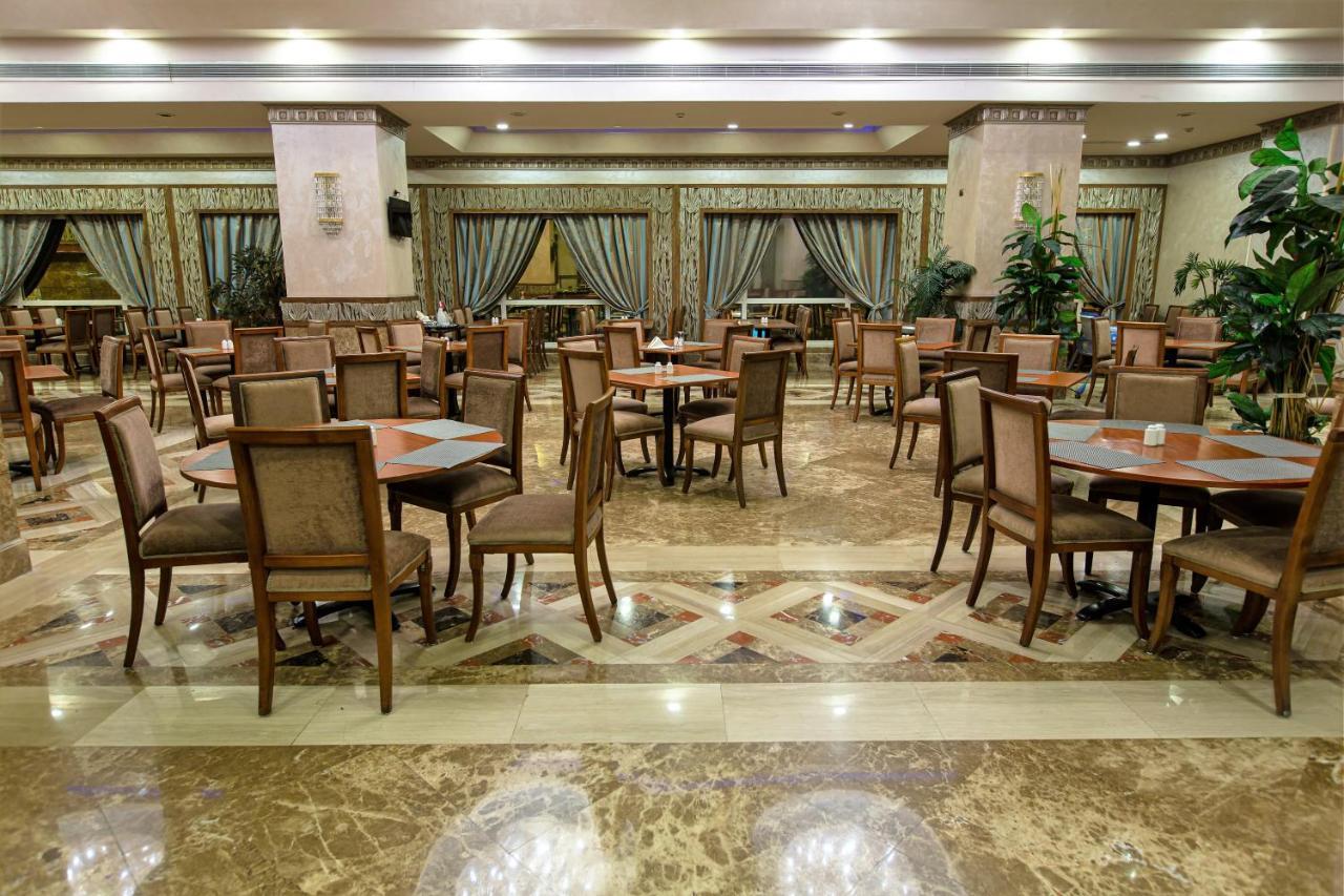 Triumph Plaza Hotel Cairo Exterior photo