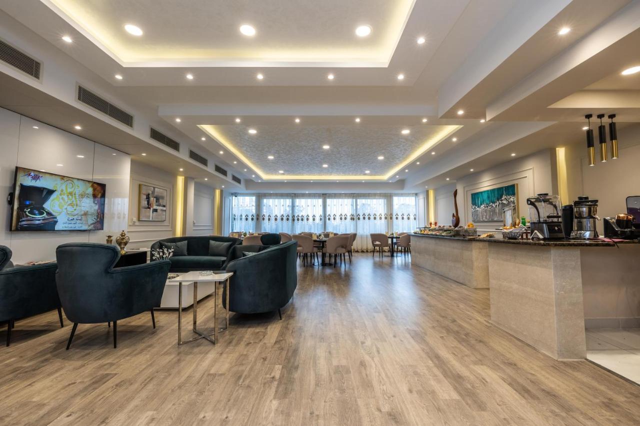 Triumph Plaza Hotel Cairo Exterior photo