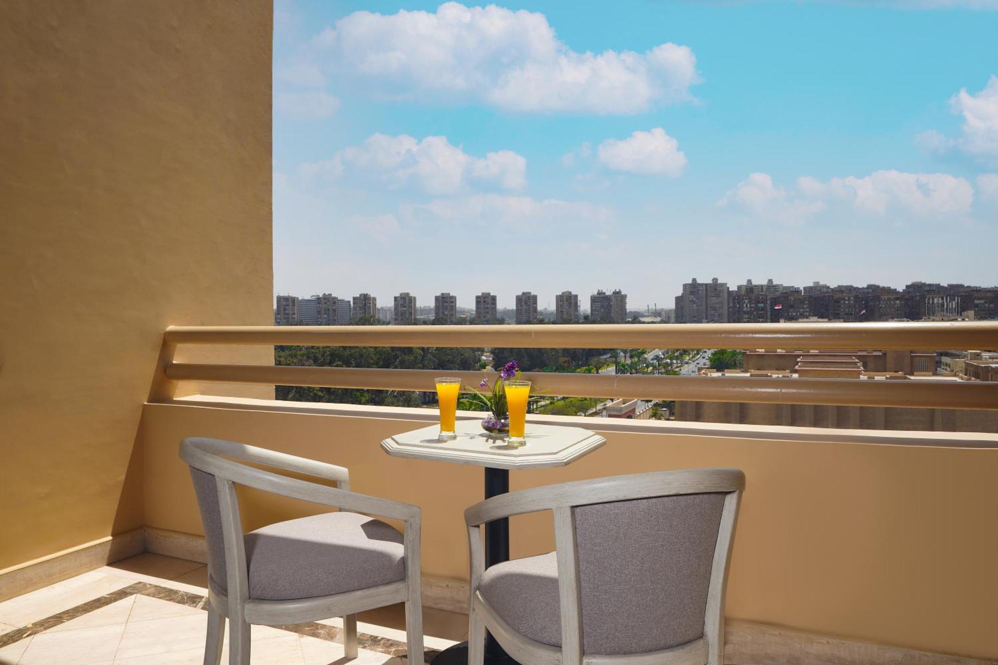 Triumph Plaza Hotel Cairo Exterior photo