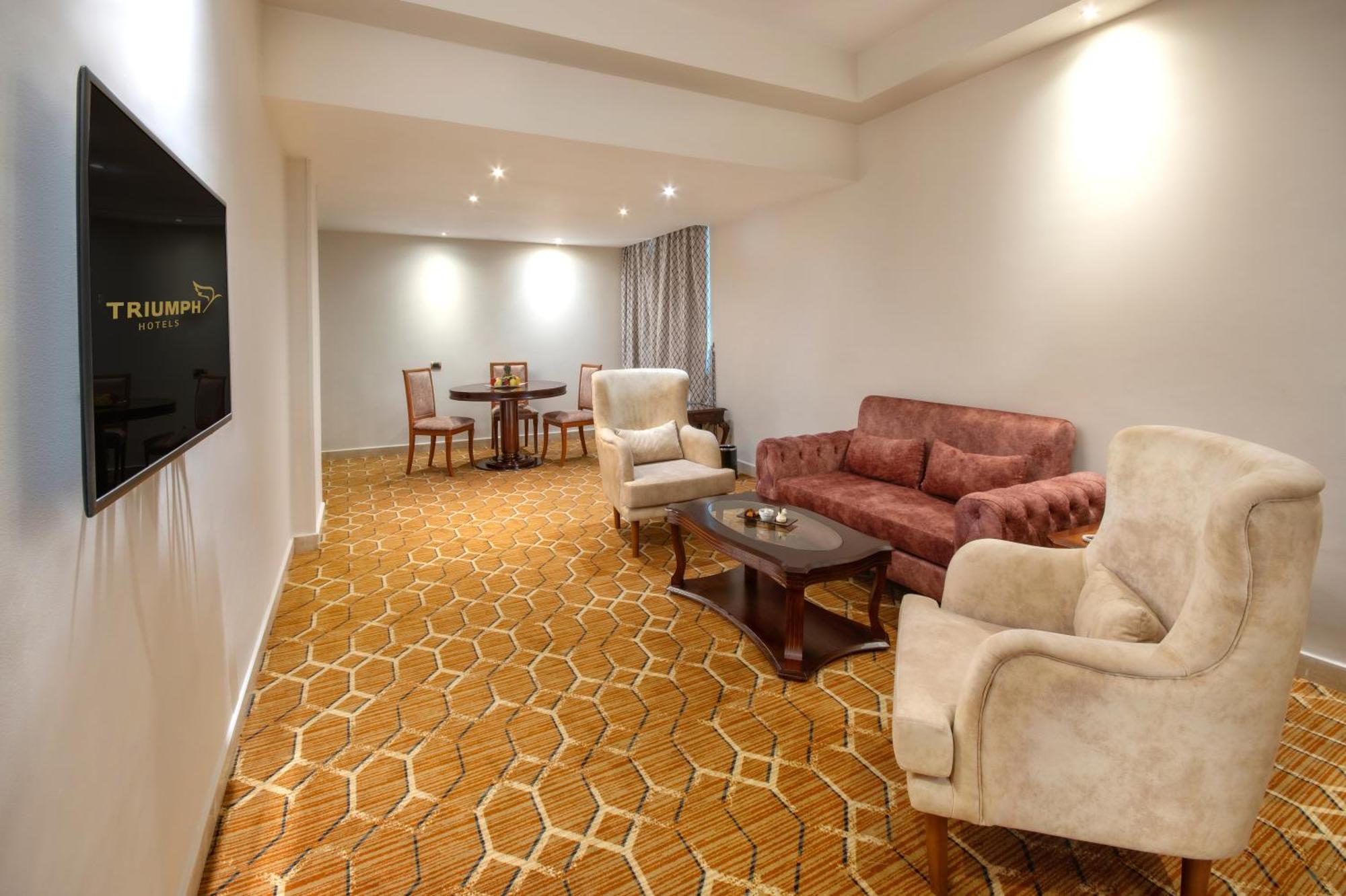Triumph Plaza Hotel Cairo Room photo